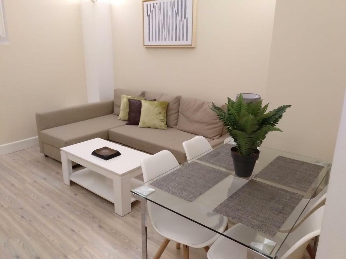 Adama Apartamento Turistico Caceres Exterior photo
